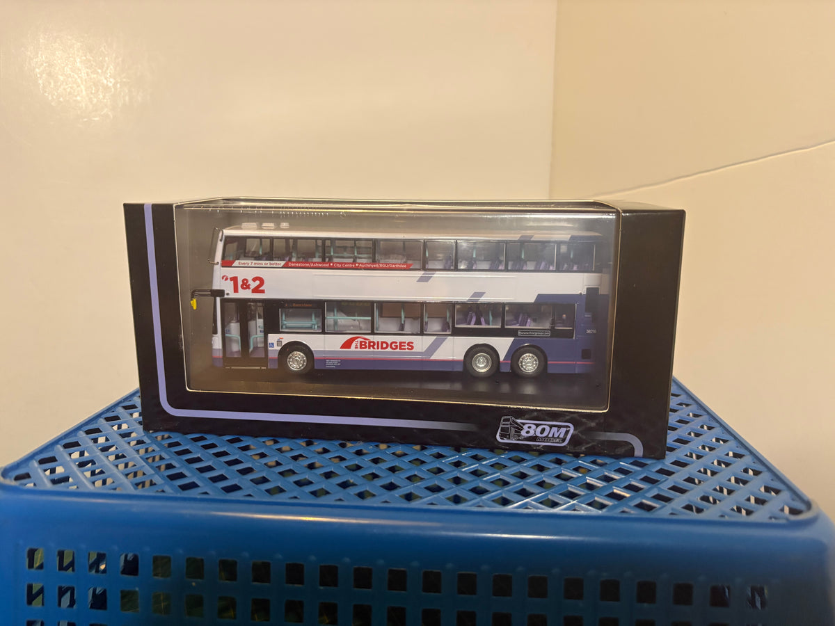 80M UKD76003 First Aberdeen 1&2 The Bridges Double-Decker Bus Model
