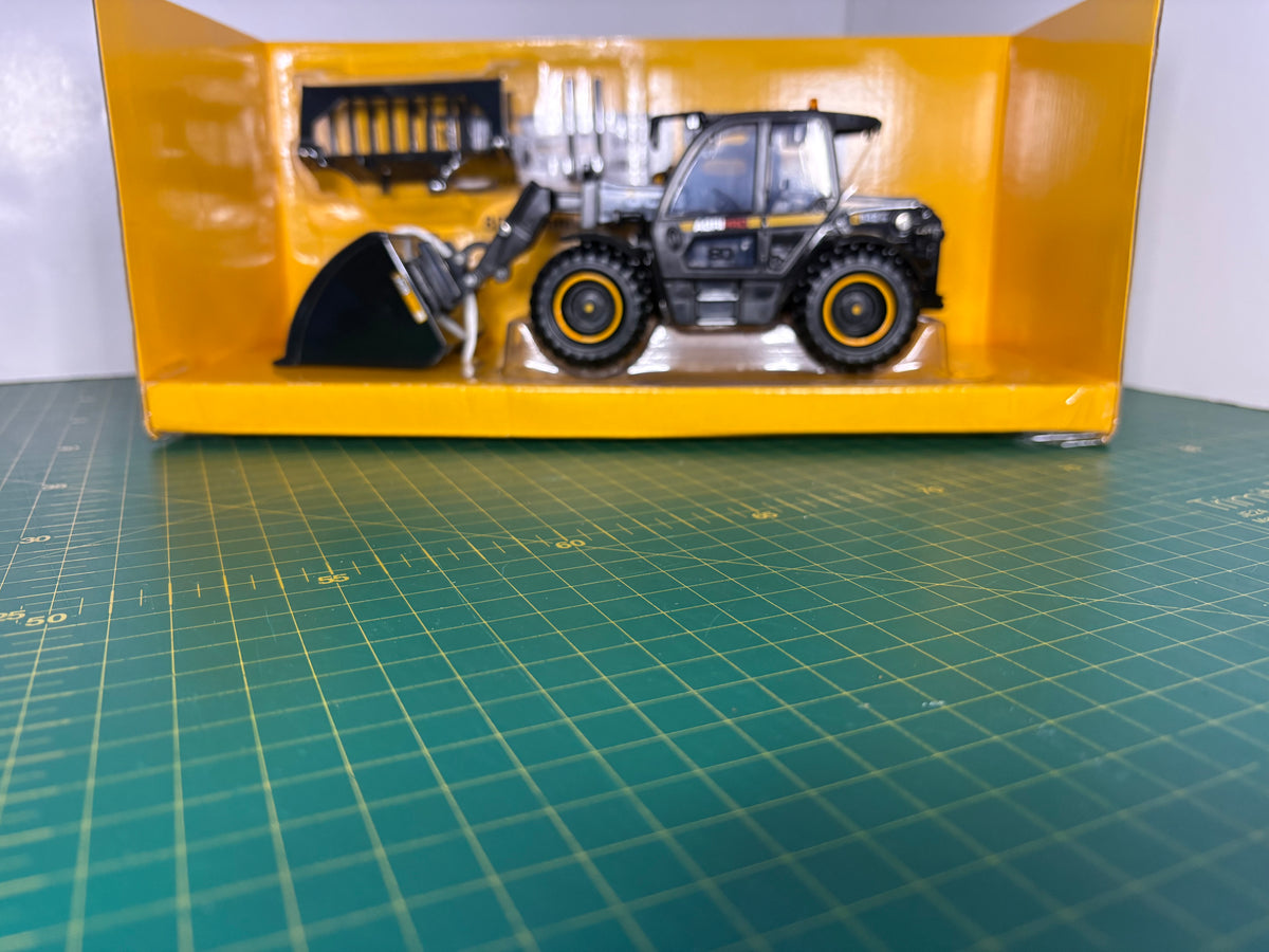 Britains BRI 43446 JCB 80th Anniversary Loadall 542-70 AGRI PRO – Limited Edition 1:32