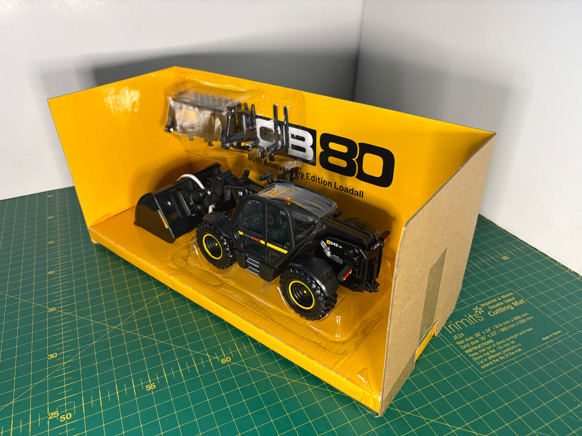 Britains BRI 43446 JCB 80th Anniversary Loadall 542-70 AGRI PRO – Limited Edition 1:32
